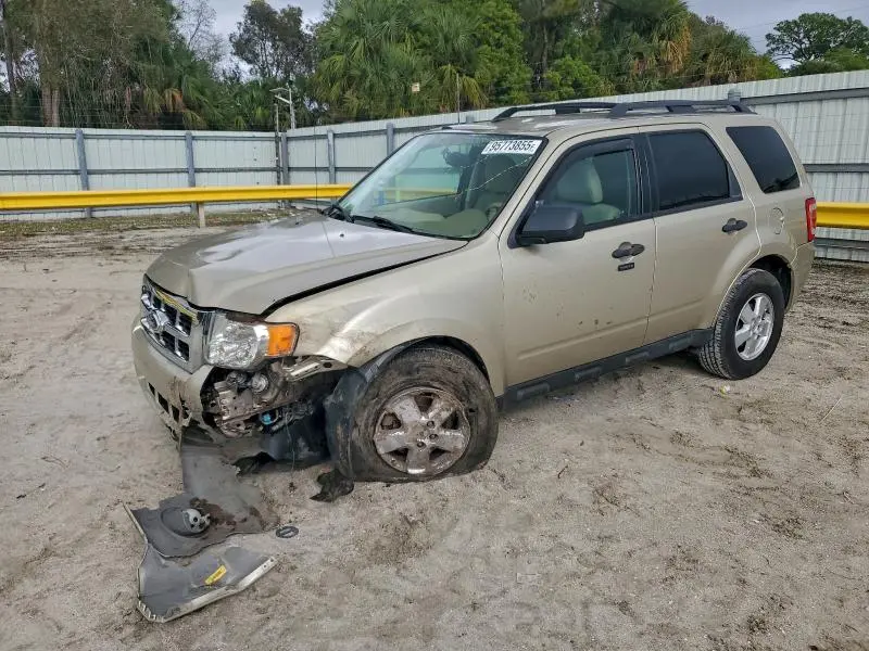 1FMCU0DG1CKB87956