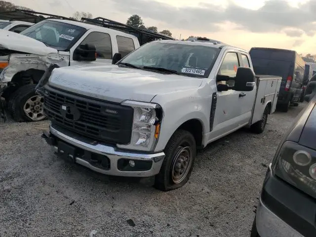 1FT7X2AA2PED71395