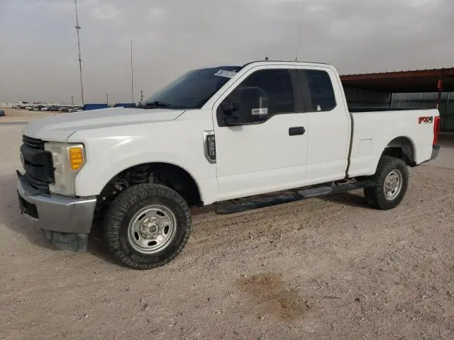 1FT7X2B60HED35054
