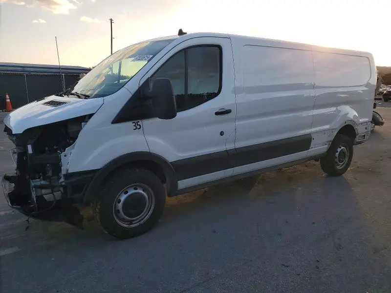 1FTBR1Y82PKB21500