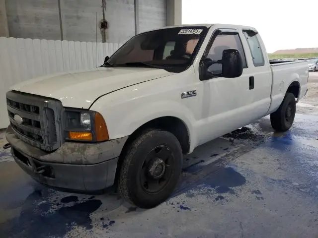 1FTNX20555EC56637