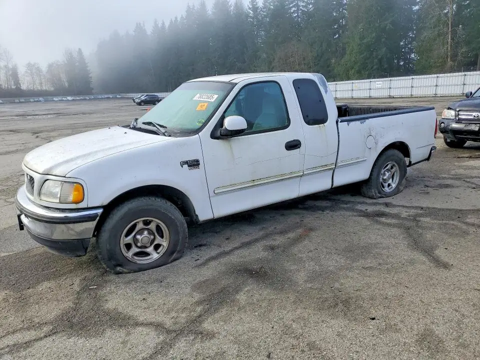 1FTRX17L1WKB84595
