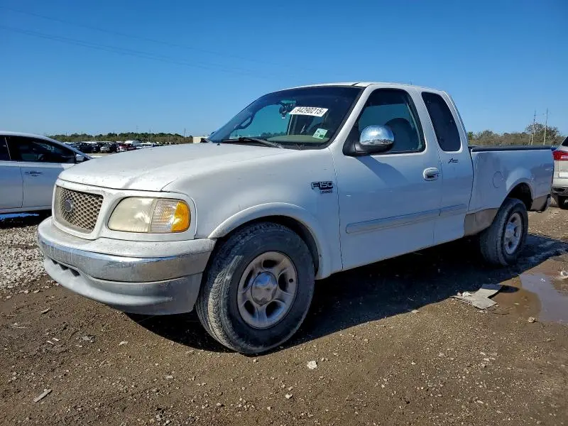 1FTRX17L8YKA57698