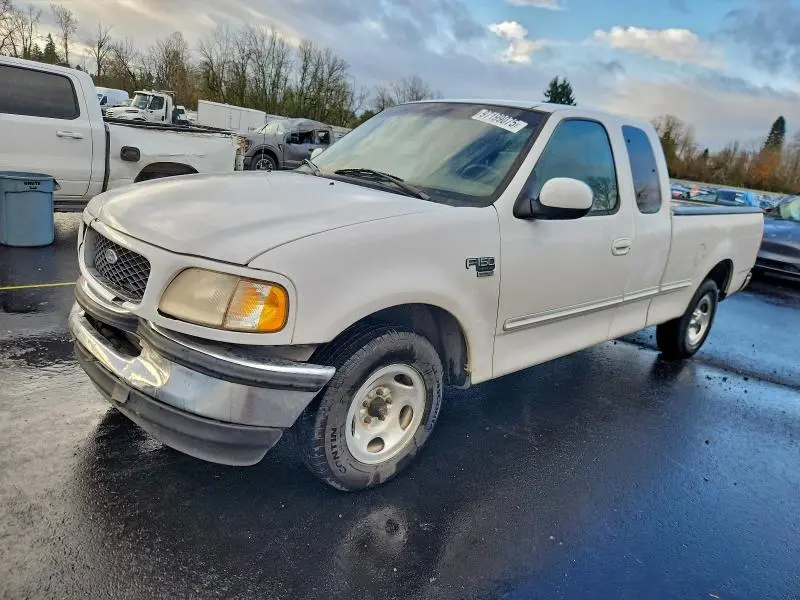 1FTRX17L9WKC09646