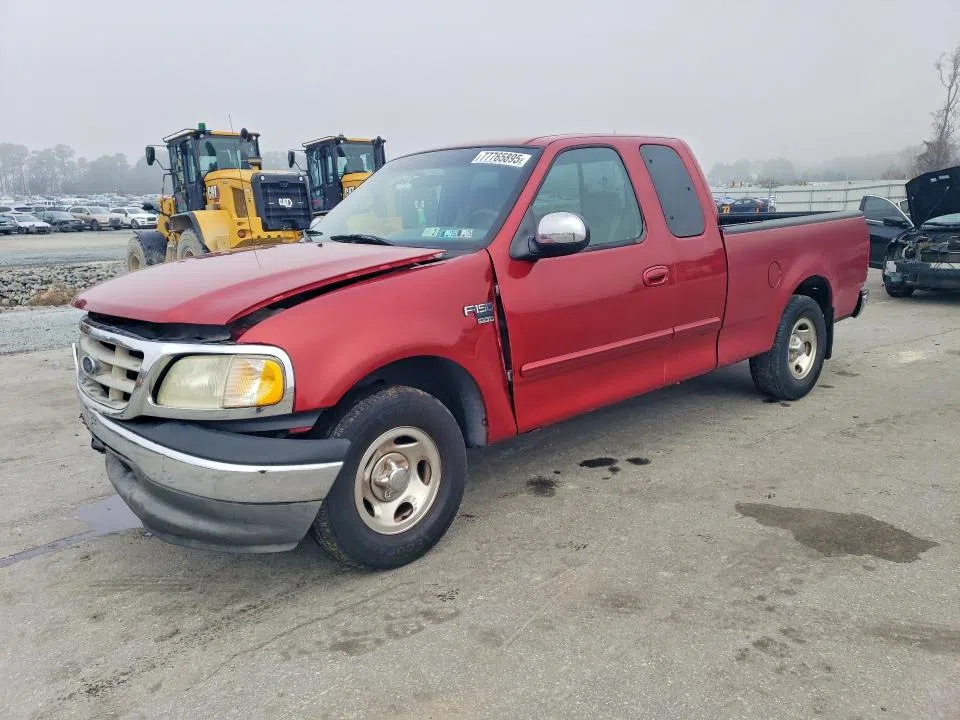 1FTRX17W32NA28528