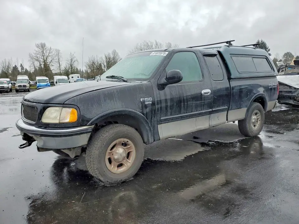 1FTRX18L8XNB98413