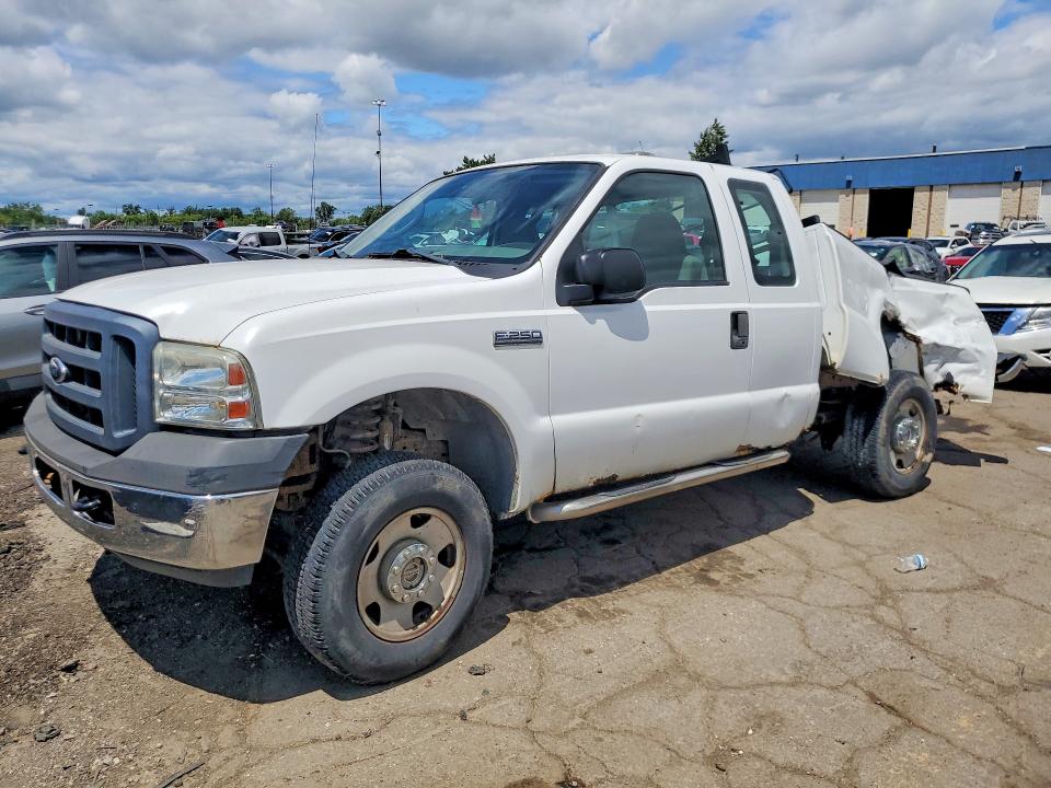 1FTSX21526EC37210