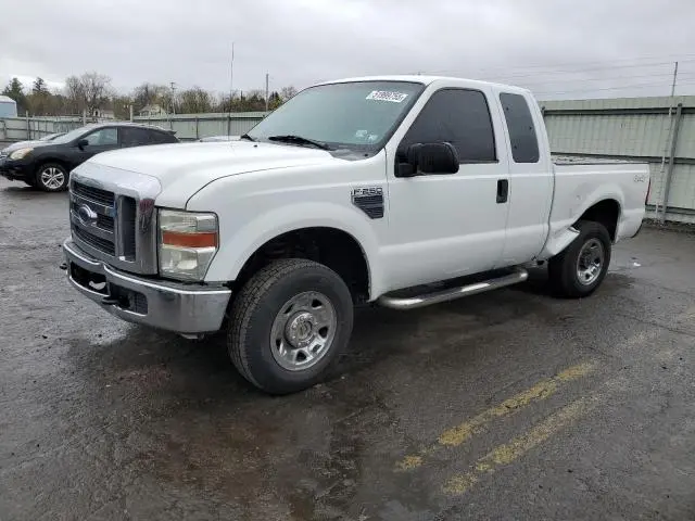 1FTSX215X8EE43152