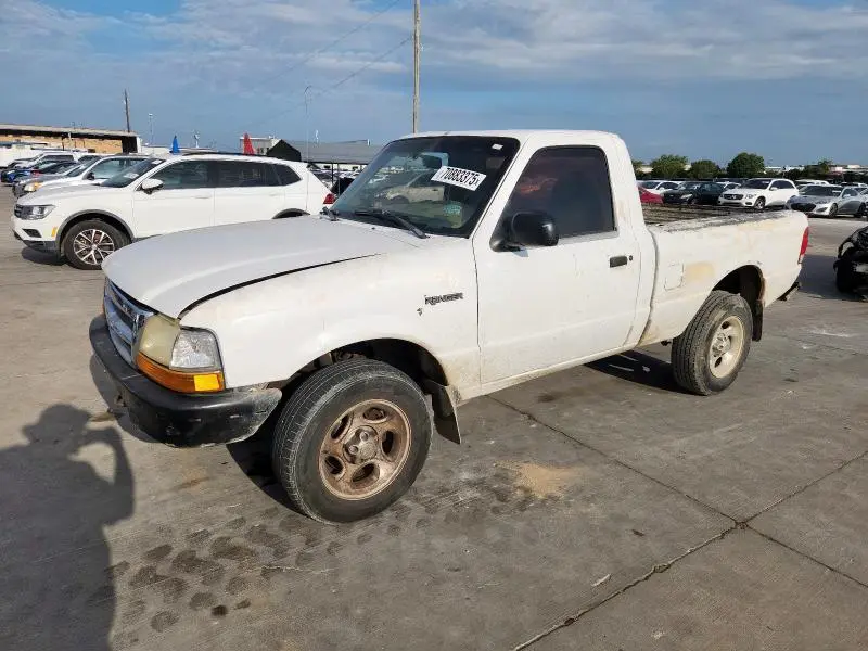 1FTYR10V8YPA84940