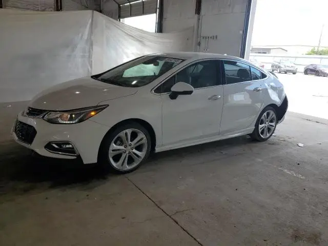 1G1BF5SM2J7200710