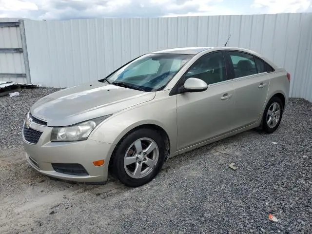 1G1PC5SB8E7401675