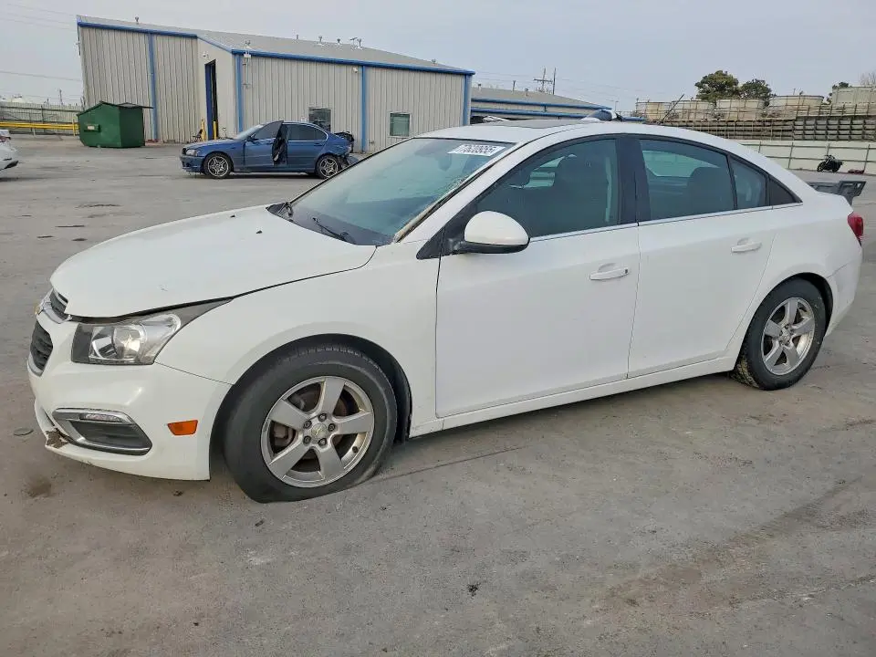 1G1PE5SB5G7203794
