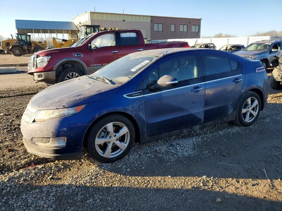 1G1RC6E43DU101635