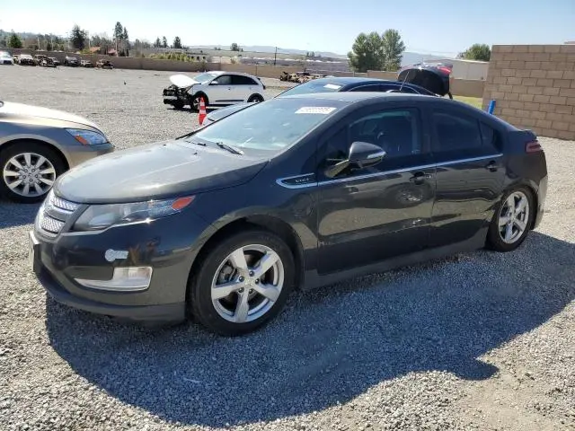1G1RC6E44FU117832