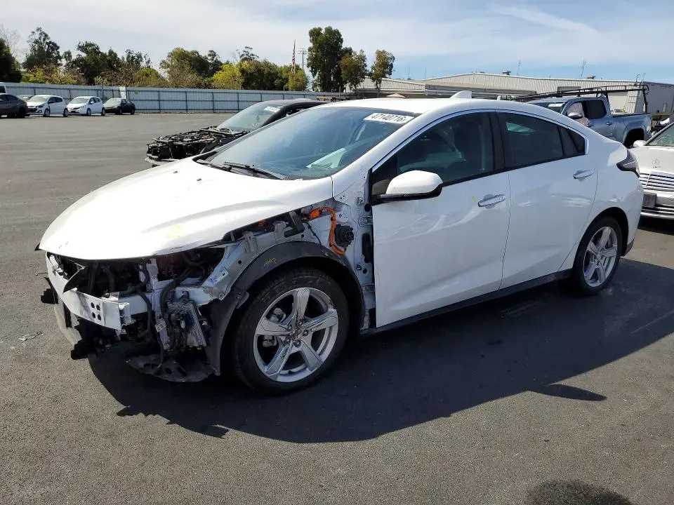 1G1RC6S55JU148142