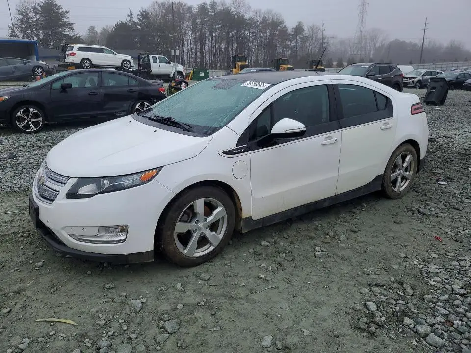 1G1RD6E45CU110557