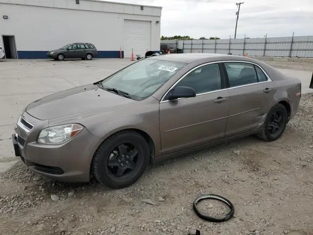 1G1ZB5E01CF229577