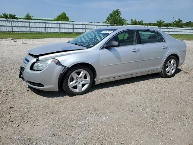 1G1ZB5EB8A4143676