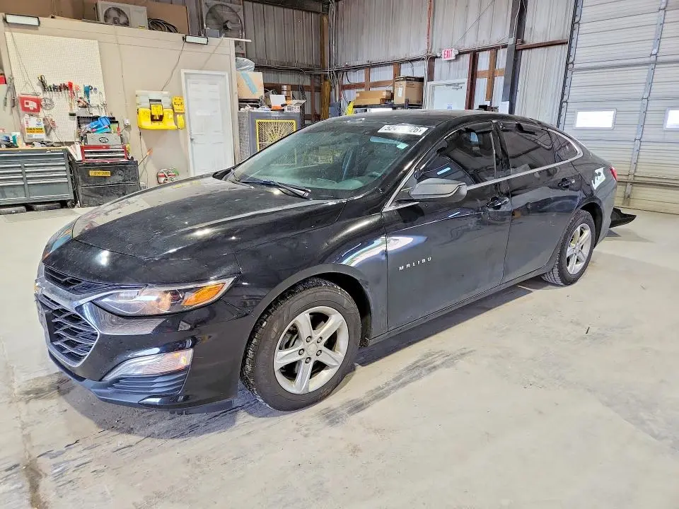 1G1ZB5ST1KF200531