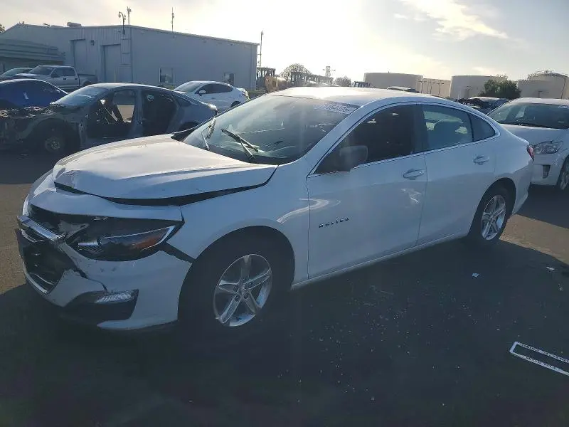 1G1ZB5ST1LF106943