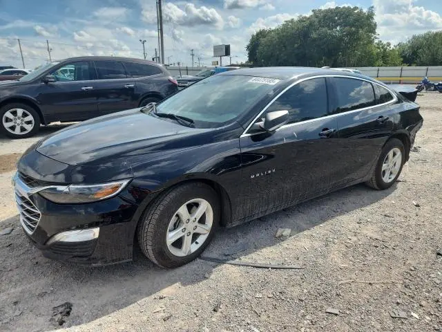 1G1ZB5ST2MF032952