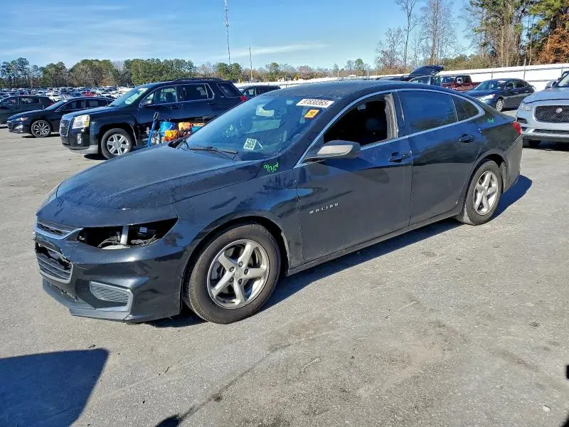 1G1ZB5ST3HF140292