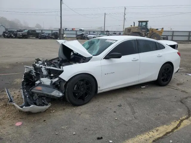 1G1ZB5ST3HF163040