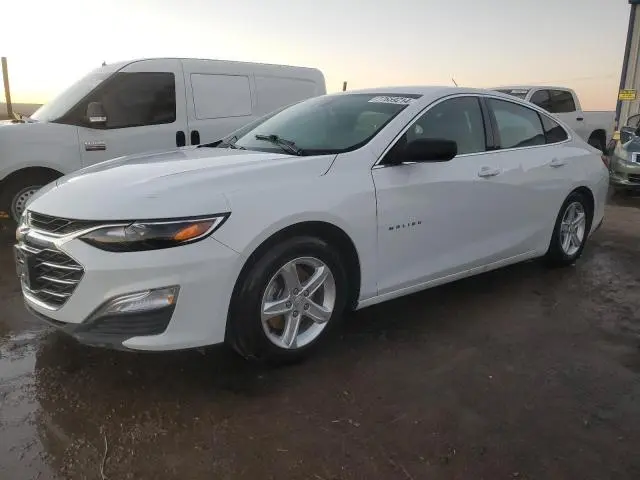 1G1ZB5ST3PF113219