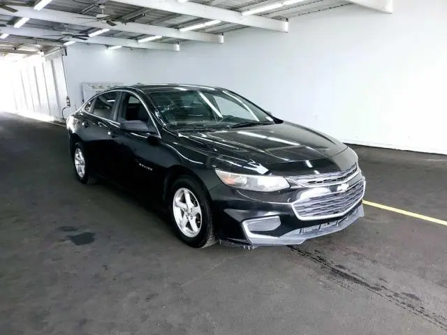 1G1ZB5ST4HF144156