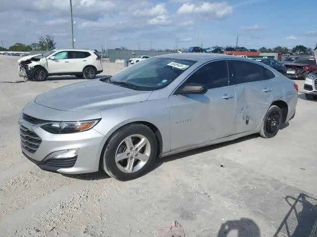1G1ZB5ST4MF088245