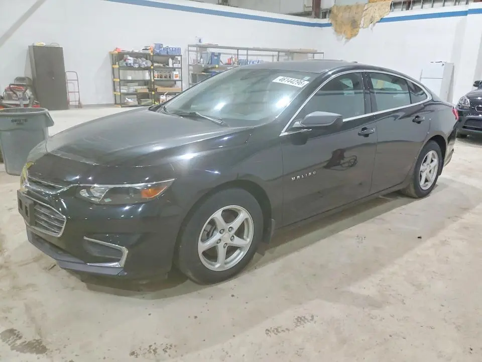 1G1ZB5ST5GF193879