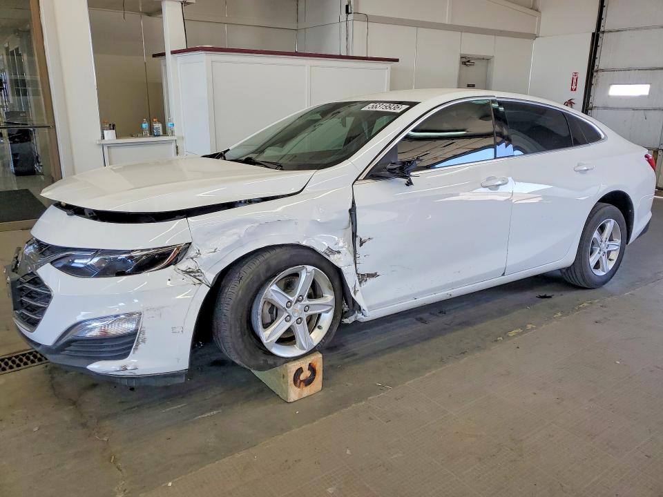 1G1ZB5ST5LF120957