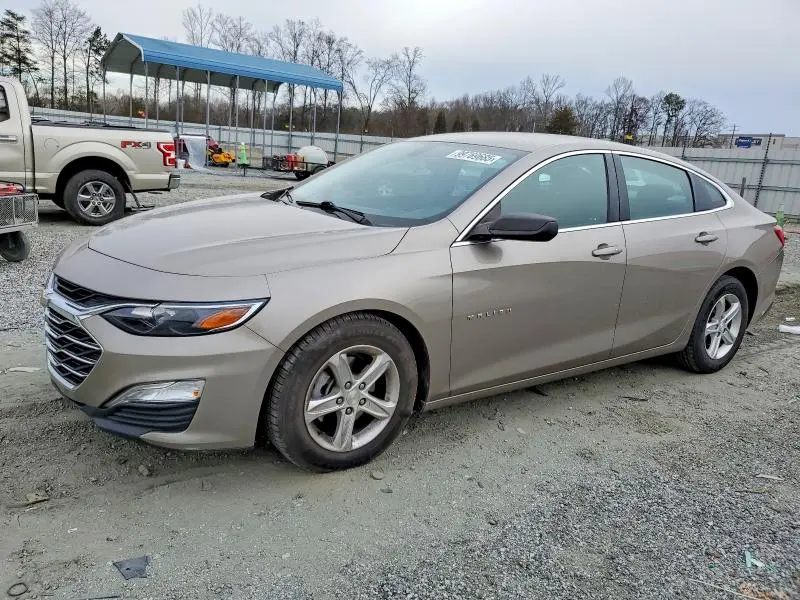 1G1ZB5ST6NF190843