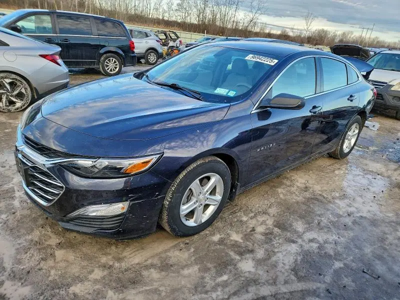 1G1ZB5ST6NF211089