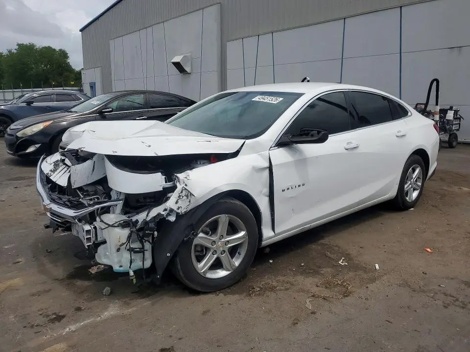1G1ZB5ST6RF200650