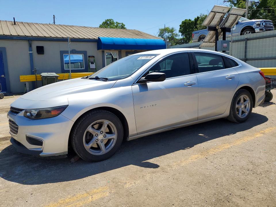 1G1ZB5ST8HF152051