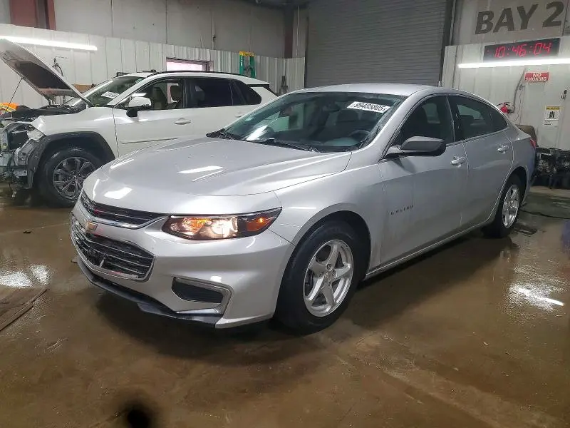 1G1ZB5ST8HF250626