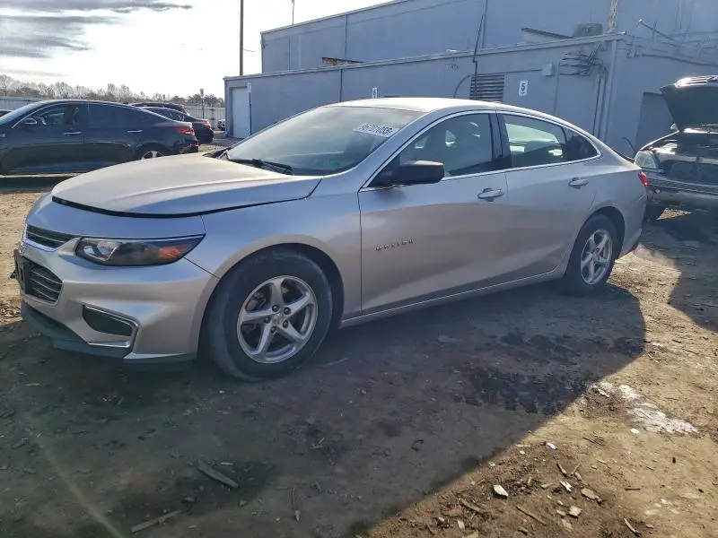 1G1ZB5ST9GF352306