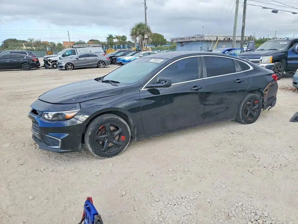 1G1ZB5ST9HF104834
