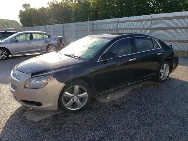 1G1ZD5EU6CF301256
