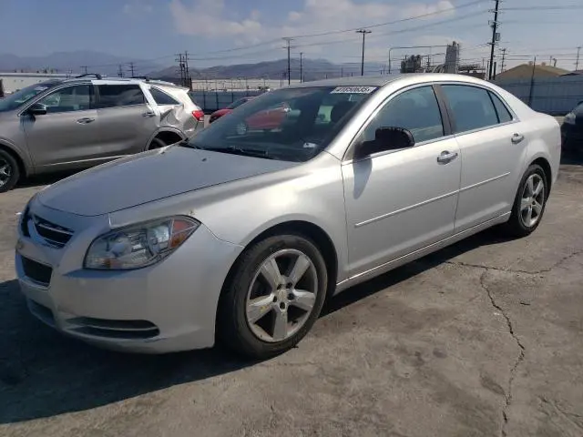 1G1ZD5EU8CF130526