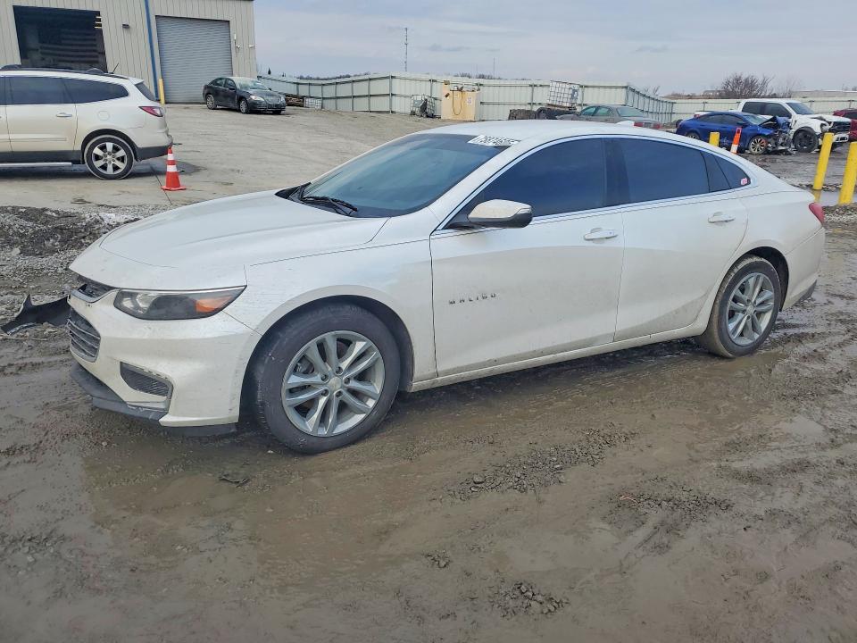 1G1ZD5ST1JF153896