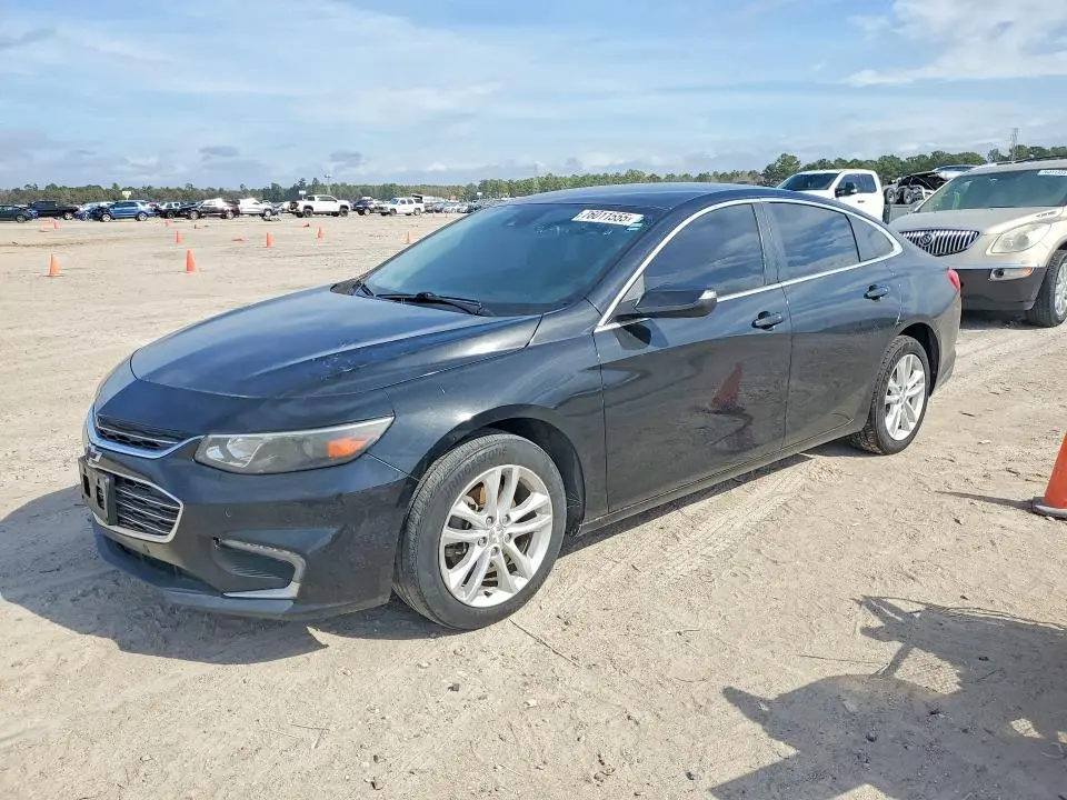 1G1ZD5ST1JF215829