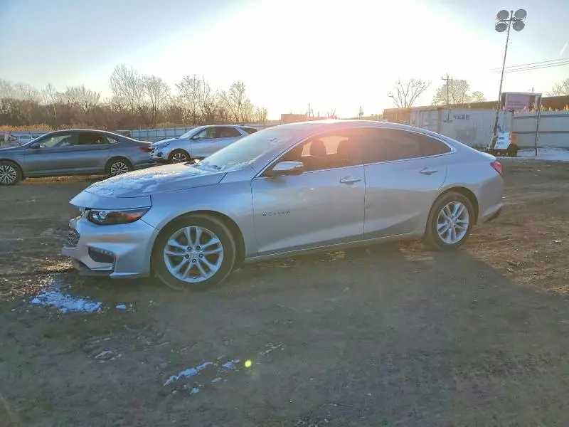 1G1ZD5ST2JF241193
