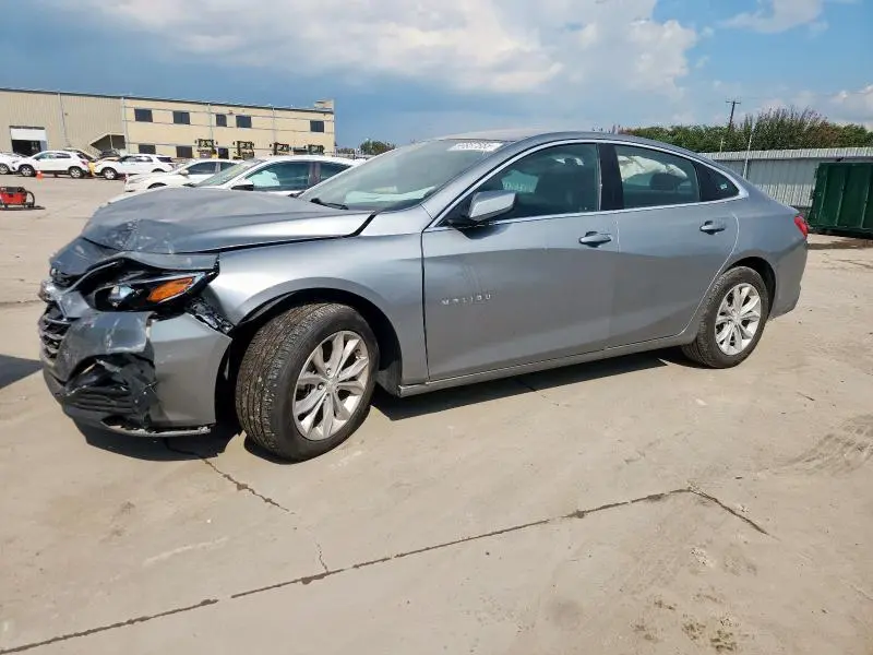 1G1ZD5ST2RF117050