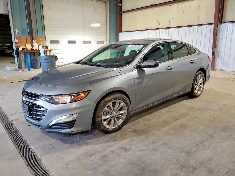 1G1ZD5ST3RF195028