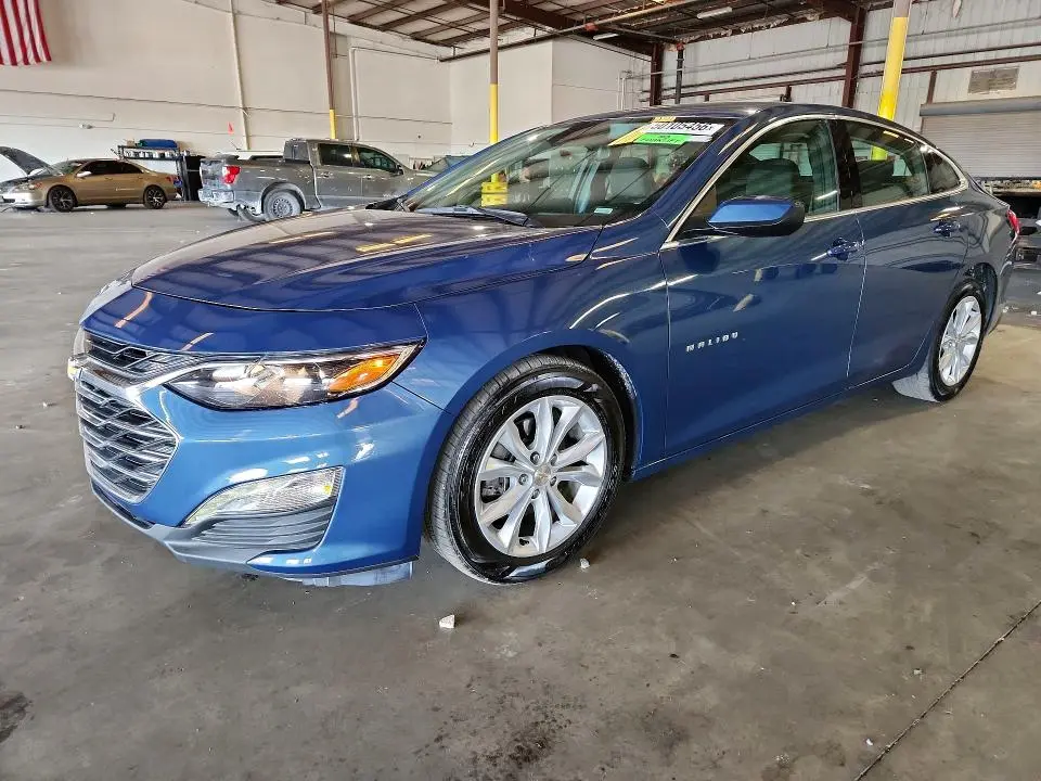 1G1ZD5ST4SF119646
