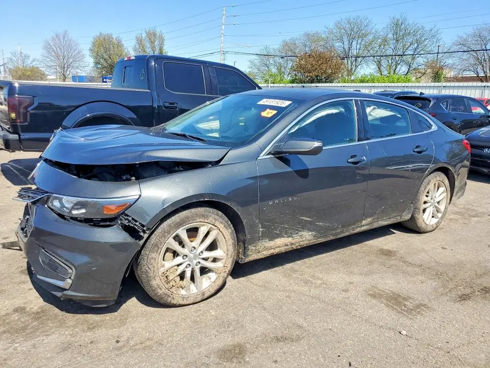 1G1ZD5ST5JF135269
