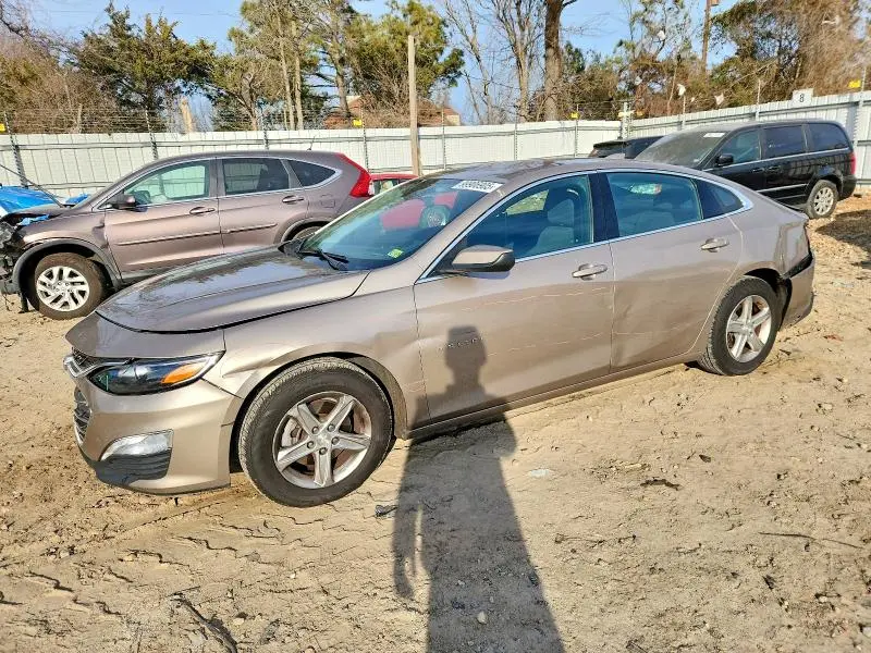 1G1ZD5ST5NF193811