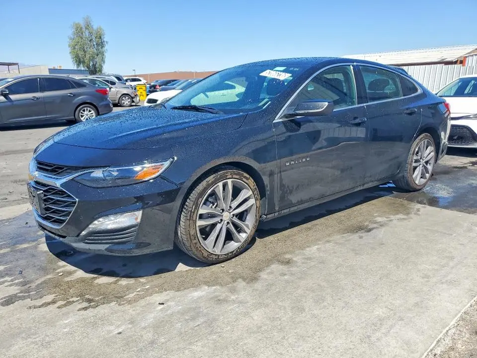 1G1ZD5ST5NF195428